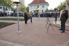 Dodenherdenking 2026 met locoburgemeester Evelien van der Star, Parklaan, Roosendaal